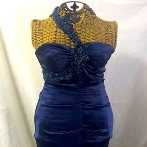 Sassy Detailed shoulder strap midi dress